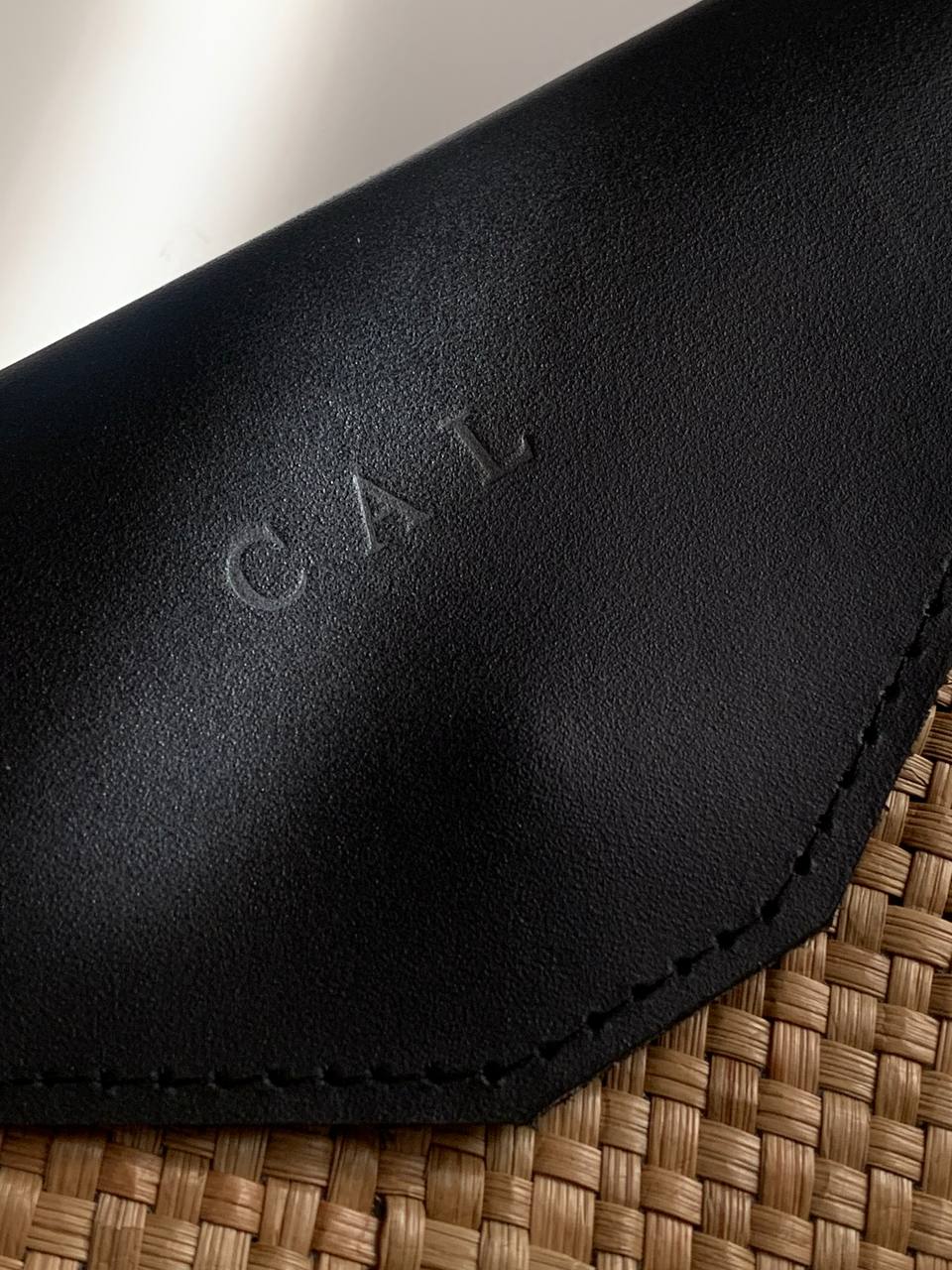 Abra (Black) Leather Card Holder - Image 4