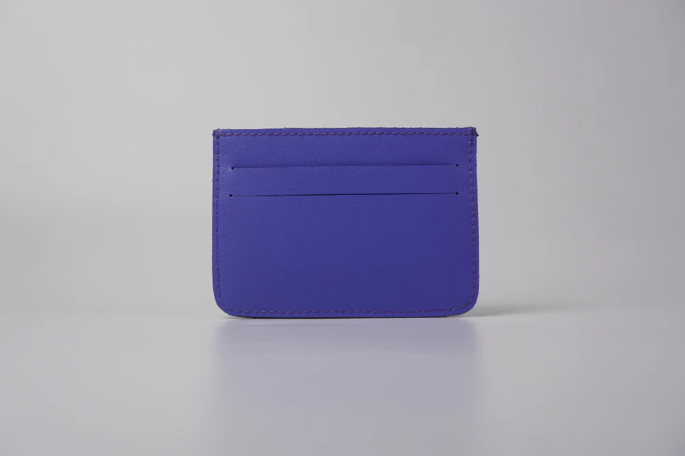 Kalinga (White) Leather Card Holder - Image 2