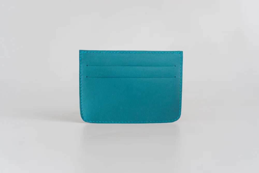 Kalinga (White) Leather Card Holder - Image 6