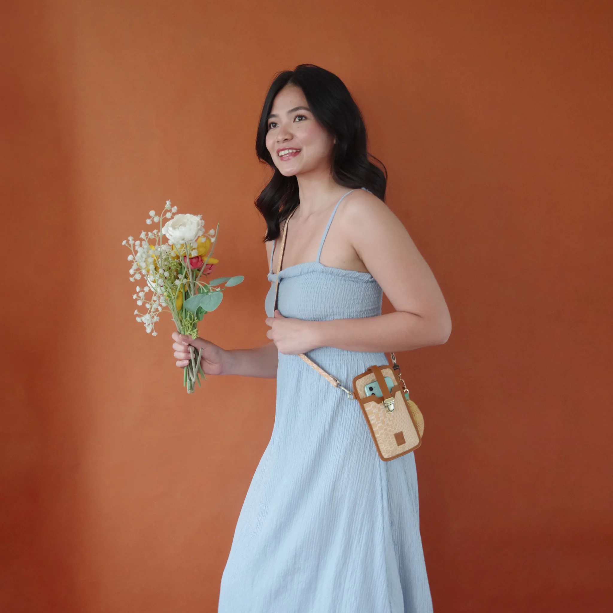 Liksi Sling in Tan